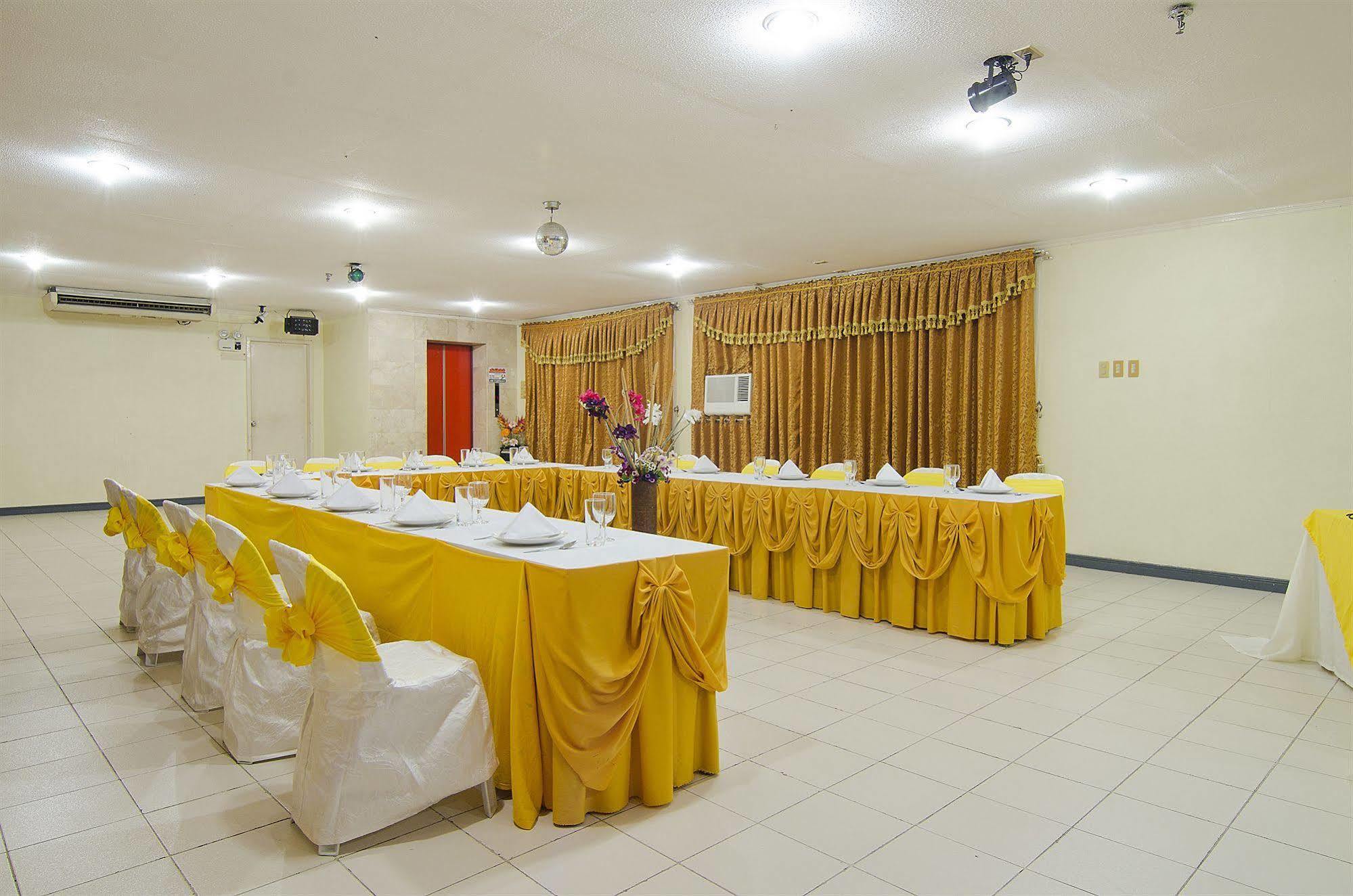 Asia Stars Hotel Tacloban Bagian luar foto