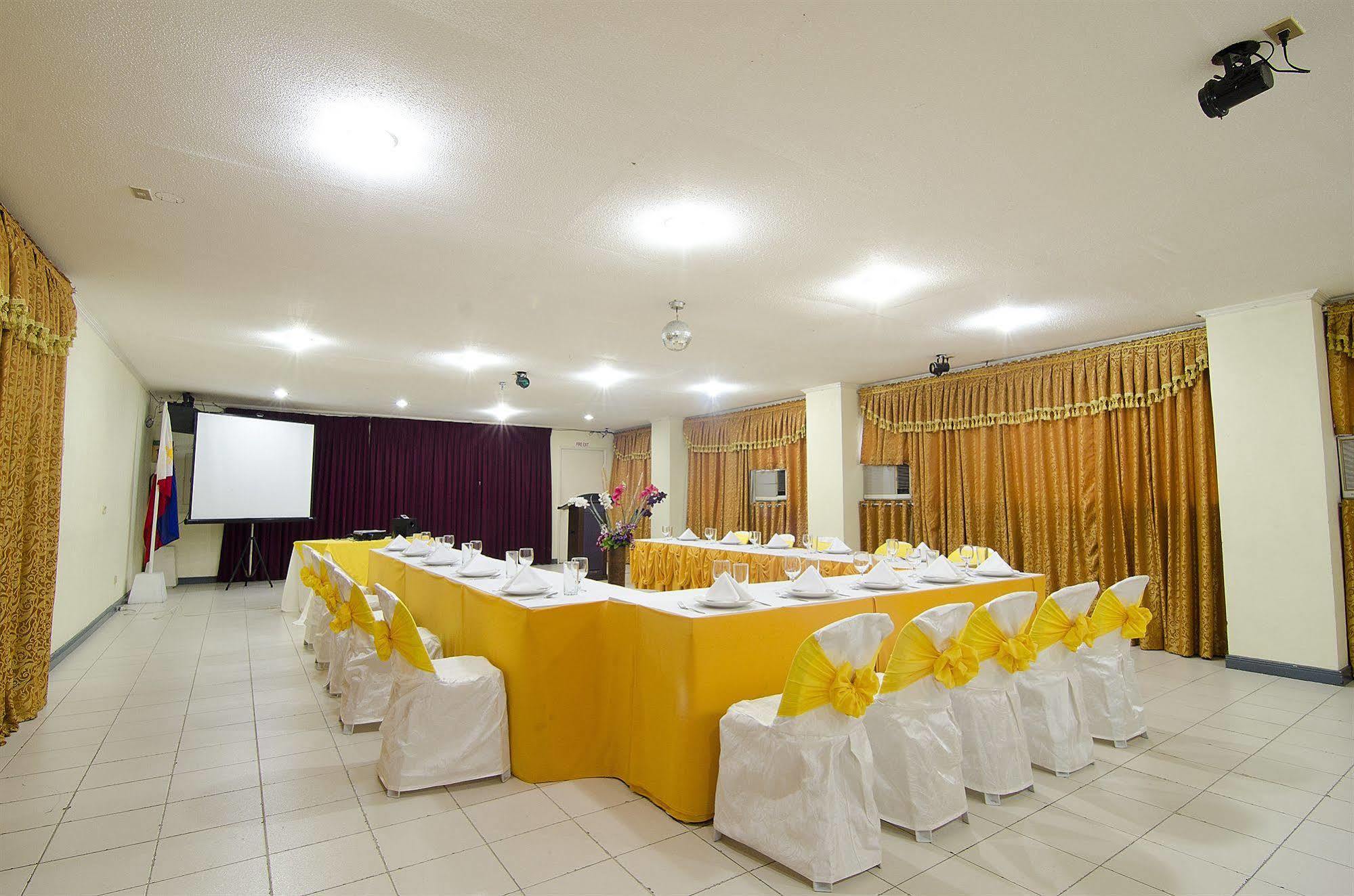 Asia Stars Hotel Tacloban Bagian luar foto