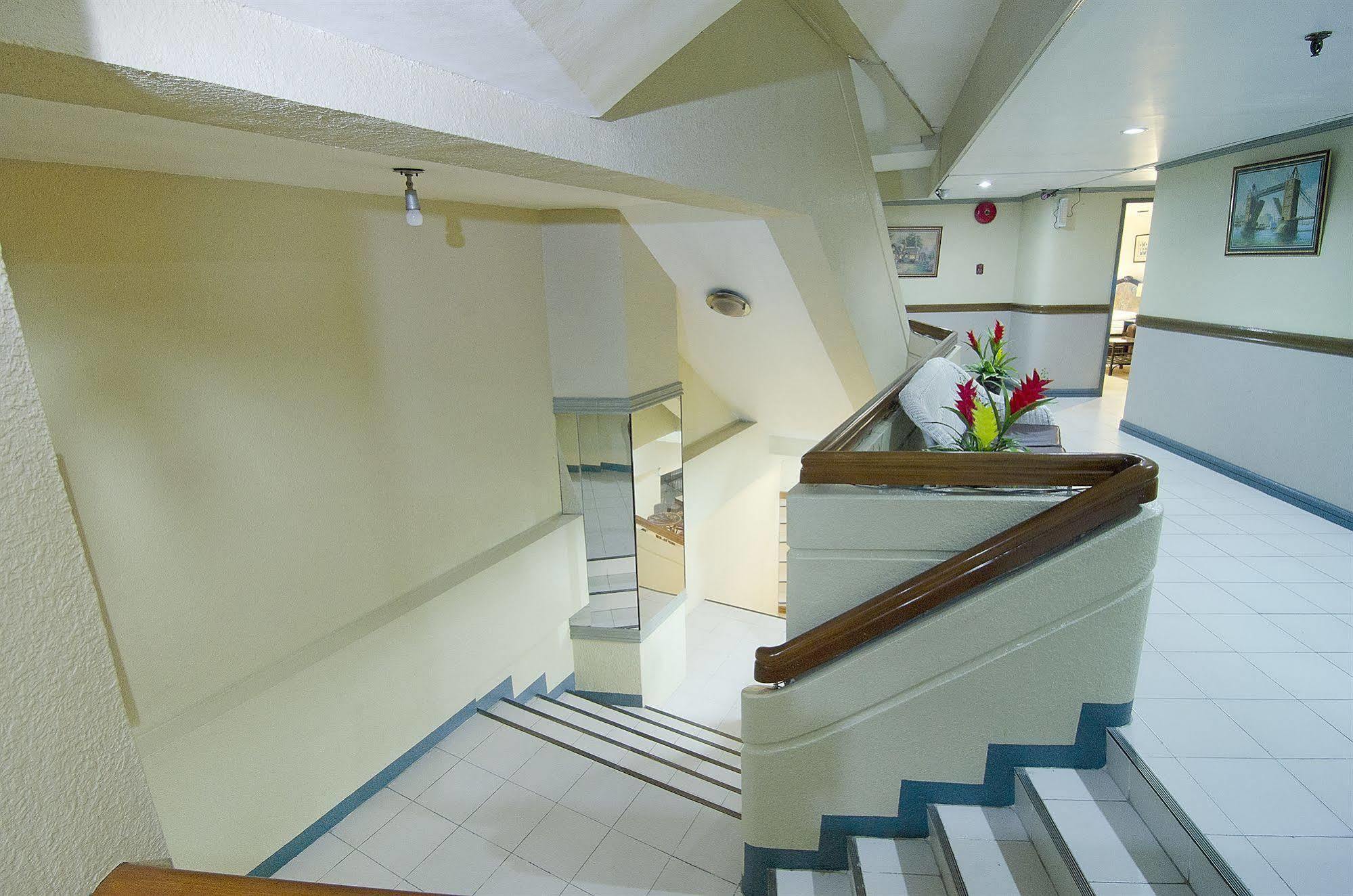 Asia Stars Hotel Tacloban Bagian luar foto